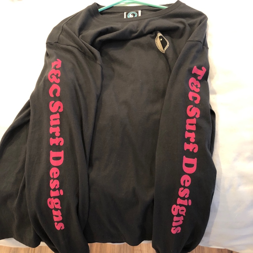 Long sleeve pac sun
